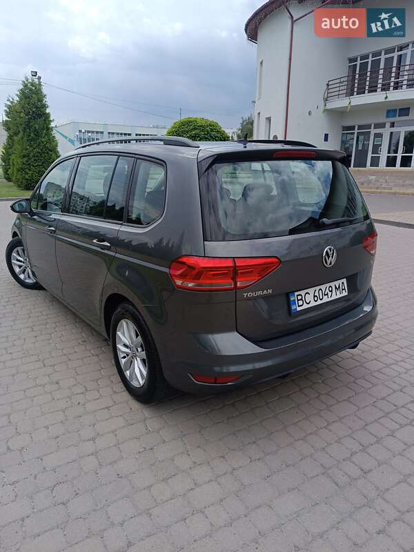 Мікровен Volkswagen Touran 2017 в Львові