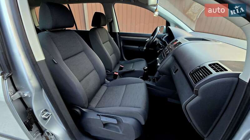 Минивэн Volkswagen Touran 2007 в Полтаве