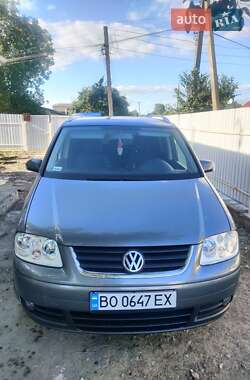 Мінівен Volkswagen Touran 2004 в Волочиську
