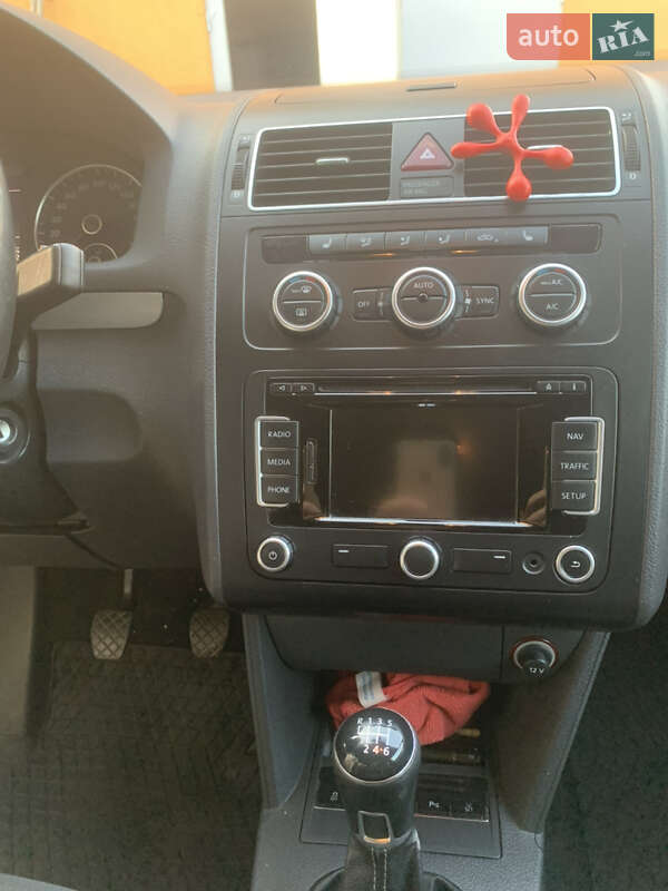 Мінівен Volkswagen Touran 2013 в Рава-Руській