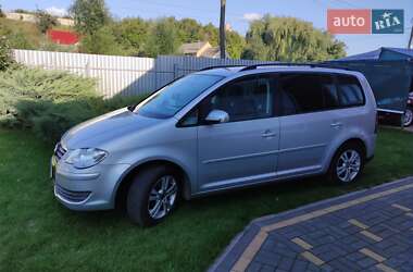Минивэн Volkswagen Touran 2009 в Белой Церкви