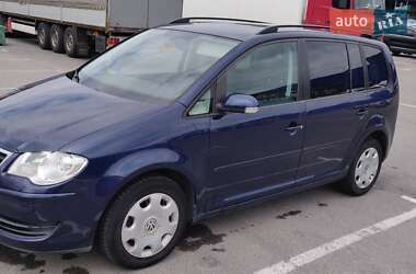 Минивэн Volkswagen Touran 2008 в Днепре