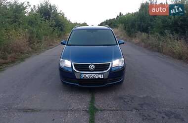Минивэн Volkswagen Touran 2007 в Любашевке