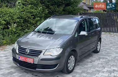 Минивэн Volkswagen Touran 2009 в Вознесенске