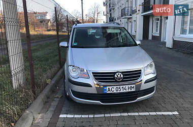Мінівен Volkswagen Touran 2007 в Луцьку