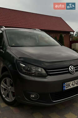 Минивэн Volkswagen Touran 2013 в Ровно
