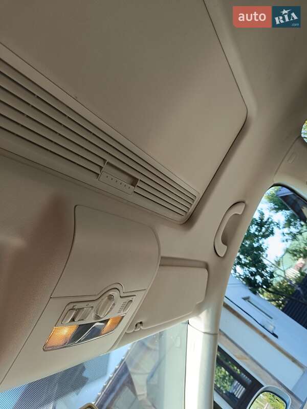 Минивэн Volkswagen Touran 2008 в Черкассах фото 14 Минивэн Volkswagen Touran 2008 в Черкассах