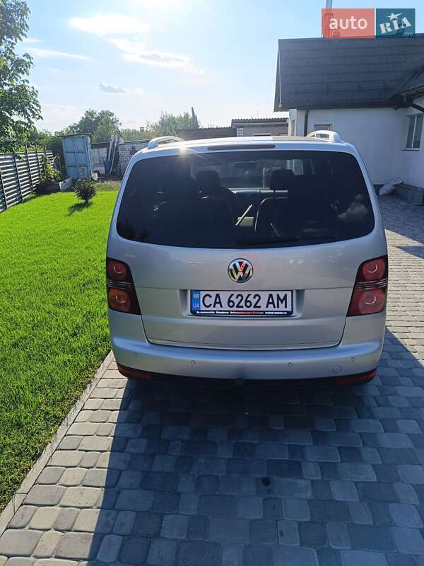 Минивэн Volkswagen Touran 2008 в Черкассах фото 38 Минивэн Volkswagen Touran 2008 в Черкассах