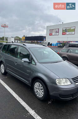 Мінівен Volkswagen Touran 2004 в Луцьку