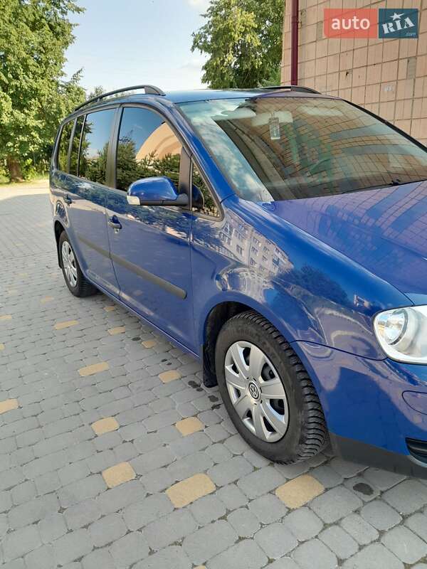 Минивэн Volkswagen Touran 2004 в Тернополе