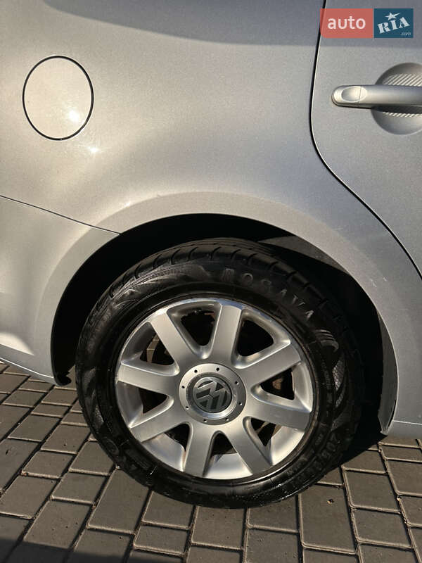 Мінівен Volkswagen Touran 2013 в Могилів-Подільському