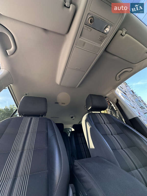 Мінівен Volkswagen Touran 2013 в Могилів-Подільському