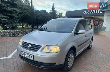 Минивэн Volkswagen Touran 2004 в Чернигове
