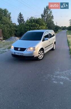 Мінівен Volkswagen Touran 2003 в Узині