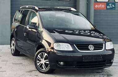 Мінівен Volkswagen Touran 2005 в Тернополі