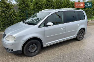 Минивэн Volkswagen Touran 2005 в Киеве
