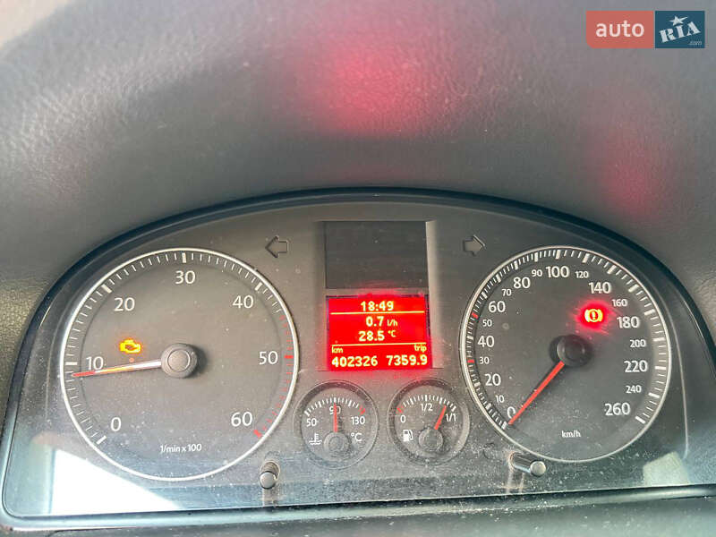 Минивэн Volkswagen Touran 2003 в Киеве фото 3 Минивэн Volkswagen Touran 2003 в Киеве