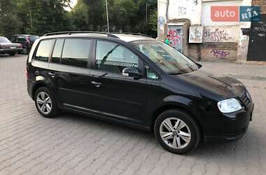 Мінівен Volkswagen Touran 2005 в Луцьку