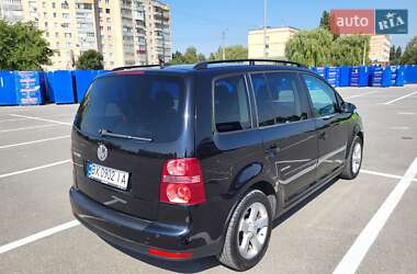 Минивэн Volkswagen Touran 2008 в 