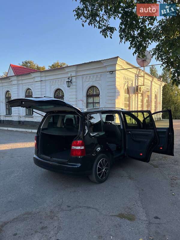 Мінівен Volkswagen Touran 2003 в Хоролі