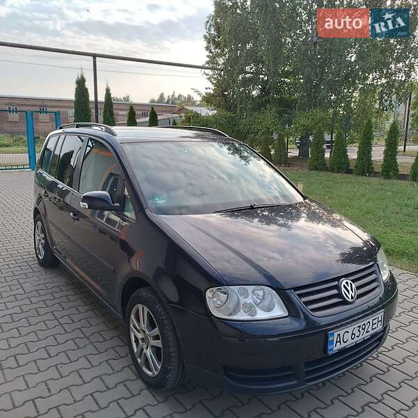 Volkswagen Touran 2003