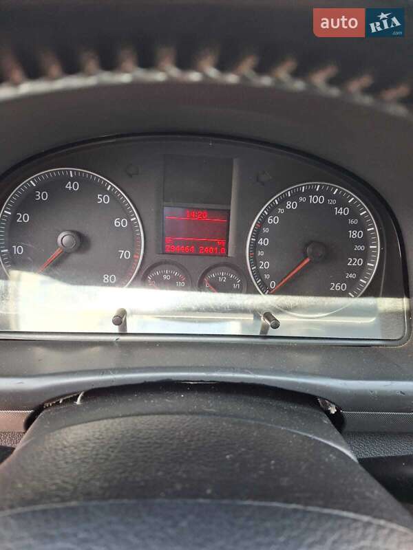 Минивэн Volkswagen Touran 2003 в Полтаве