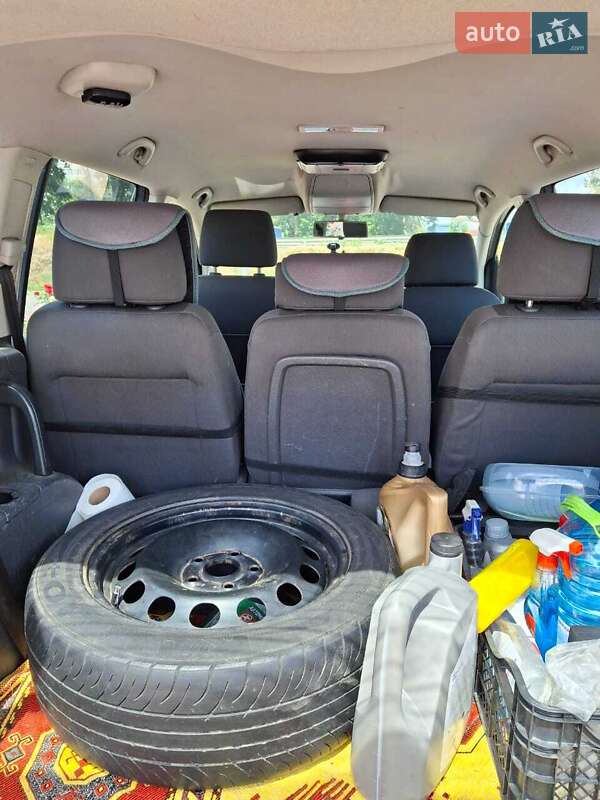 Минивэн Volkswagen Touran 2003 в Полтаве