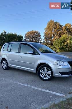 Минивэн Volkswagen Touran 2007 в Полтаве