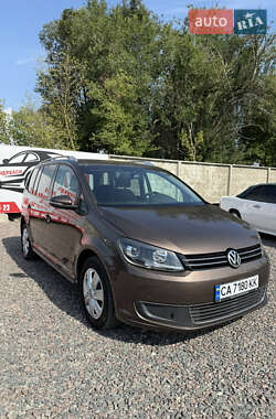 Минивэн Volkswagen Touran 2010 в Черкассах