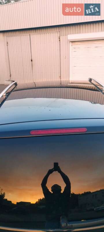 Мінівен Volkswagen Touran 2008 в Харкові