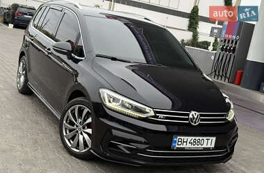 Мікровен Volkswagen Touran 2017 в Одесі