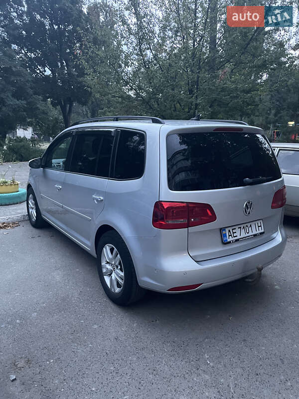 Минивэн Volkswagen Touran 2014 в Павлограде