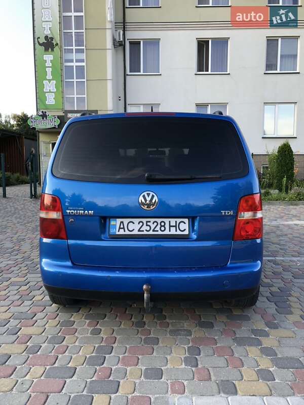 Volkswagen Touran 2004