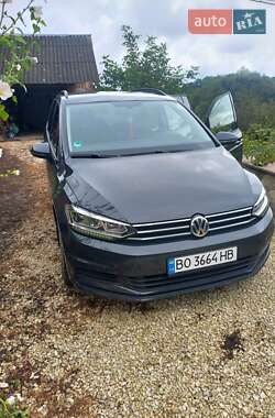 Микровэн Volkswagen Touran 2015 в Тернополе