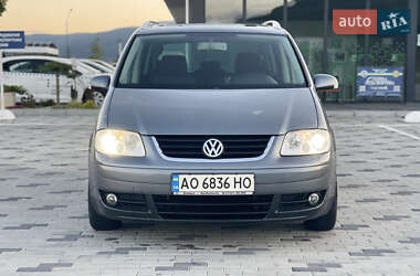 Минивэн Volkswagen Touran 2005 в 