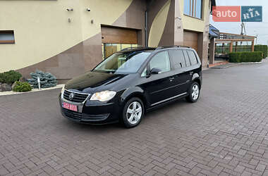 Мінівен Volkswagen Touran 2009 в Виноградові