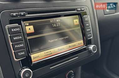 Минивэн Volkswagen Touran 2015 в 