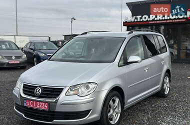 Минивэн Volkswagen Touran 2007 в Виннице