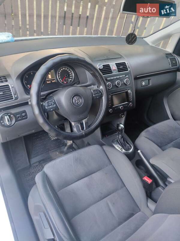 Мінівен Volkswagen Touran 2012 в Коростишеві фото 6 Мінівен Volkswagen Touran 2012 в Коростишеві