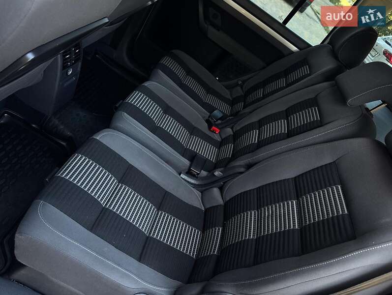 Мінівен Volkswagen Touran 2009 в Чернігові фото 9 Мінівен Volkswagen Touran 2009 в Чернігові