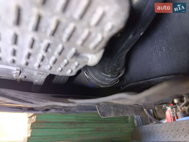 Минивэн Volkswagen Touran 2012 в Киеве фото 41 Минивэн Volkswagen Touran 2012 в Киеве