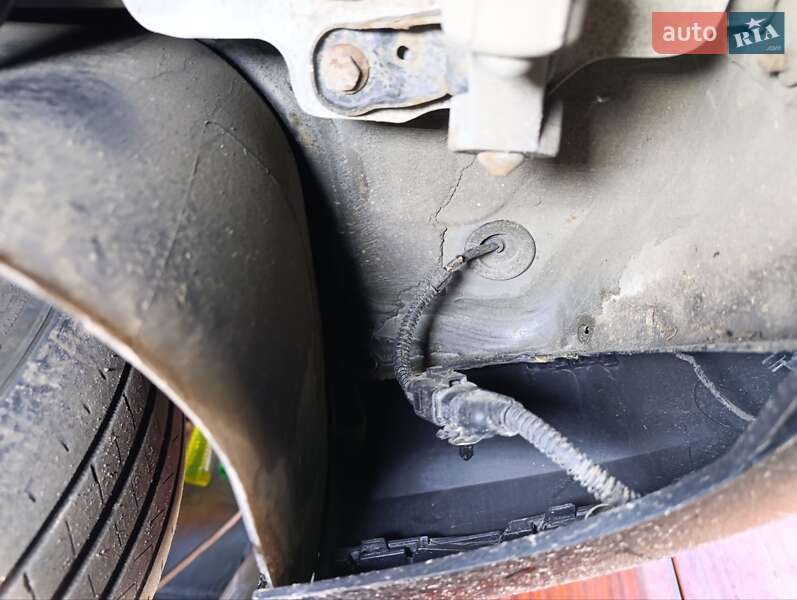 Минивэн Volkswagen Touran 2012 в Киеве фото 61 Минивэн Volkswagen Touran 2012 в Киеве