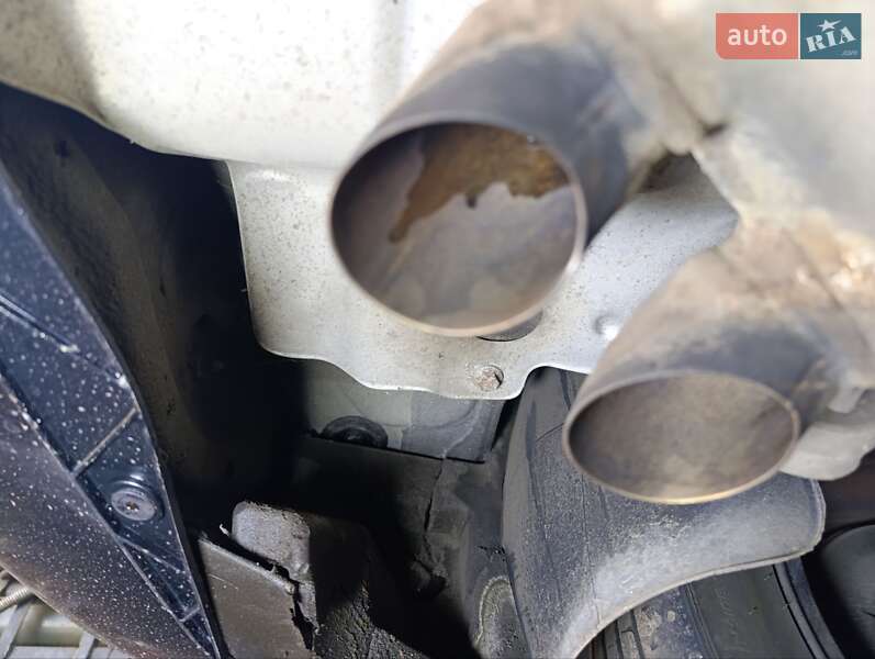 Минивэн Volkswagen Touran 2012 в Киеве фото 63 Минивэн Volkswagen Touran 2012 в Киеве