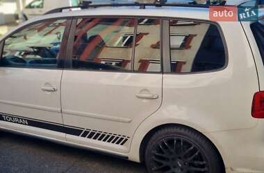 Минивэн Volkswagen Touran 2012 в Житомире
