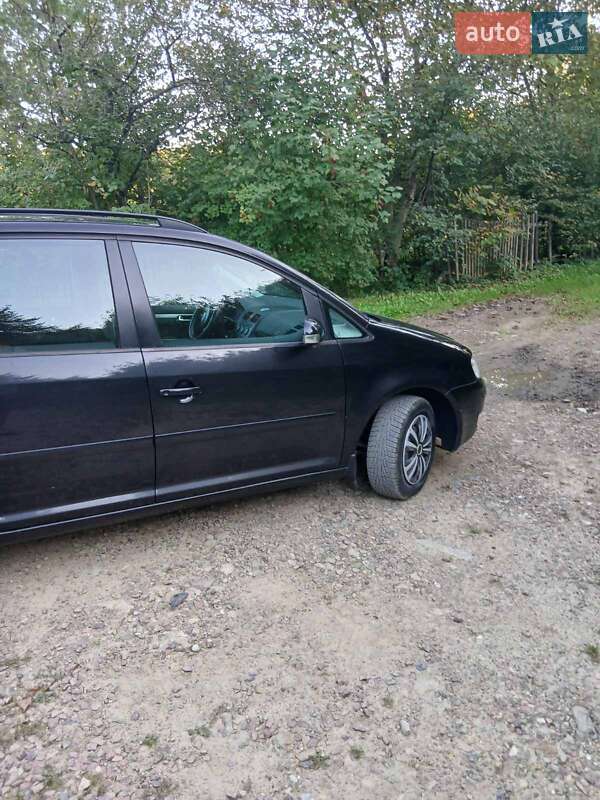 Мінівен Volkswagen Touran 2003 в Трускавці