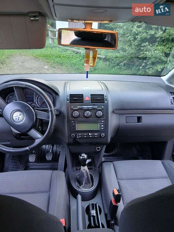 Мінівен Volkswagen Touran 2003 в Трускавці