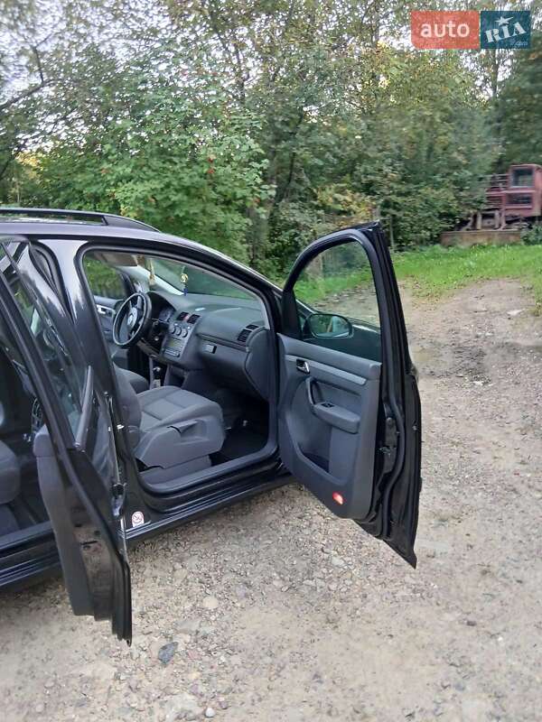 Мінівен Volkswagen Touran 2003 в Трускавці