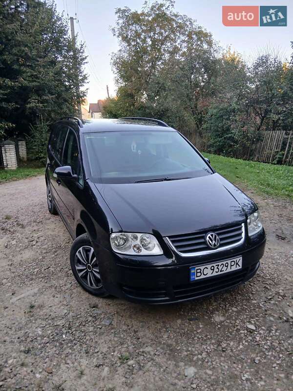 Мінівен Volkswagen Touran 2003 в Трускавці