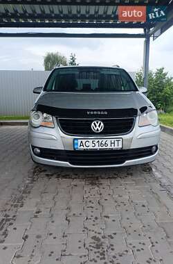Минивэн Volkswagen Touran 2008 в Луцке