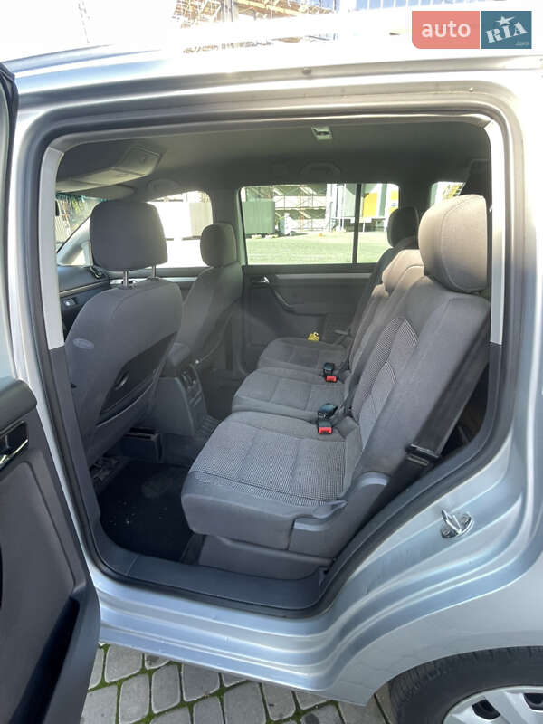 Мінівен Volkswagen Touran 2004 в Коломиї фото 21 Мінівен Volkswagen Touran 2004 в Коломиї